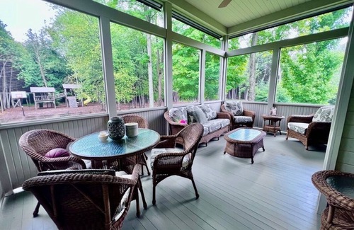 Kawartha Lakes Cottage | 51 Acre Private Country Paradise Near Bobcaygeon