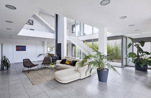 Garriguella Ski Chalet | 512 m² Chalet ∙ 4 bedrooms ∙ 12 guests