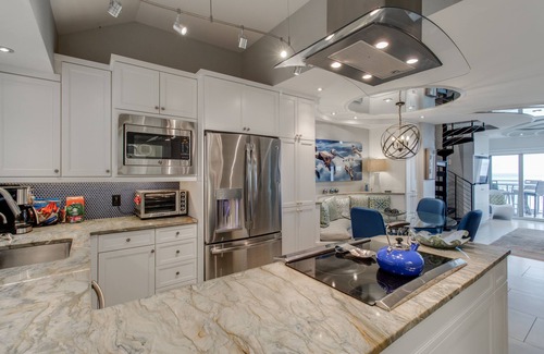 Kiawah Island Villa | 5142 Windswept Luxury 2 BR 3 Bath PENTHOUSE Villa with Spectacular Ocean View