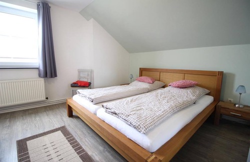 Vollerwiek Apartment | 52 m² Apartment ∙ 2 bedrooms ∙ 2 guests