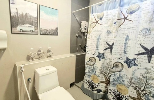 Tanjung Bungah House | 527 BeachHouse @ 5 bedroom -3min walk to the beach