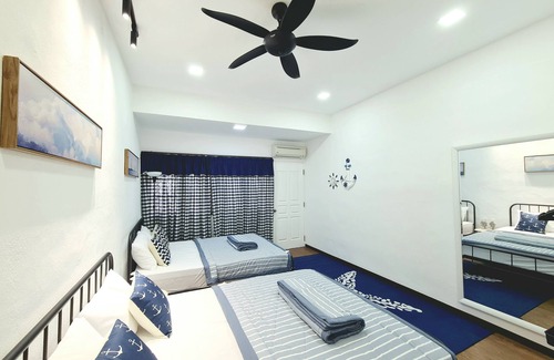 Tanjung Bungah House | 527 BeachHouse @ 5 bedroom -3min walk to the beach