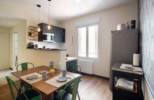 Bourg-l'Eveque Apartment | 53 m² Apartment ∙ 2 bedrooms ∙ 5 guests