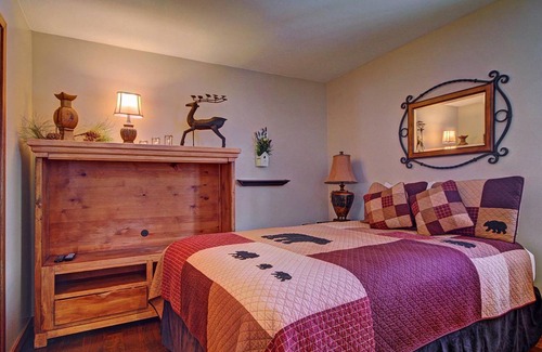 Warrior's Mark West House | 530 m² House ∙ 8 bedrooms ∙ 14 guests