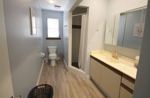 Mid Island House | 5310 Williams Drive - Beach home on canal!