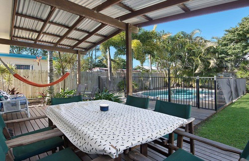 Moffat Beach House | 54 Bryce St Moffat Beach QLD