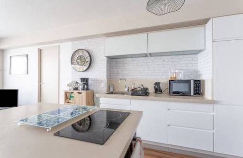 Bourg-l'Eveque Apartment | 54 m² Apartment ∙ 1 bedroom ∙ 2 guests