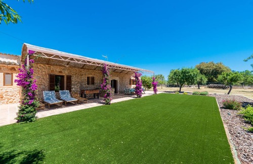 Buger House | 54 m² House ∙ 1 bedroom ∙ 2 guests