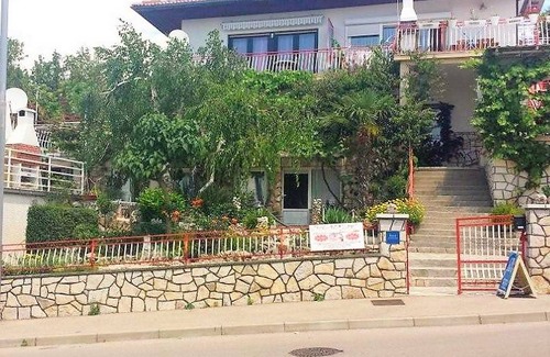 Novi Vinodolski Apartment | 55 m² Apartment ∙ 2 bedrooms ∙ 5 guests