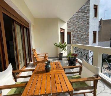 Drama Apartment | 55 m² Apartment ∙ 1 bedroom ∙ 3 guests