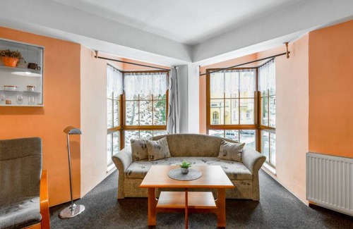 Jachymov Apartment | 55 m² Apartment ∙ 1 bedroom ∙ 4 guests