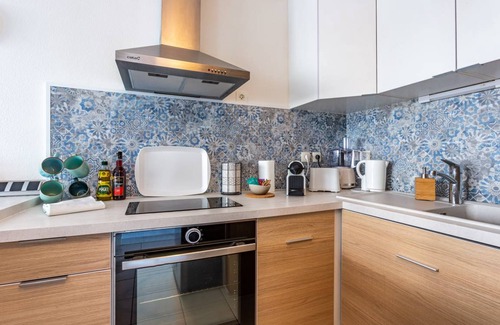 Euromed - La Joliette Apartment | 55 m² Apartment ∙ 1 bedroom ∙ 4 guests