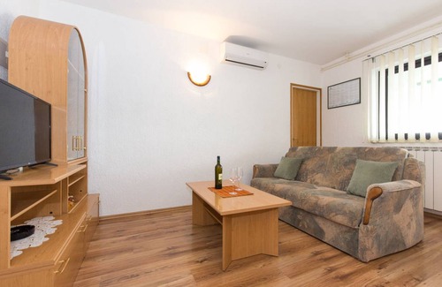 Punat Apartment | 55 m² Apartment ∙ 2 bedrooms ∙ 4 guests