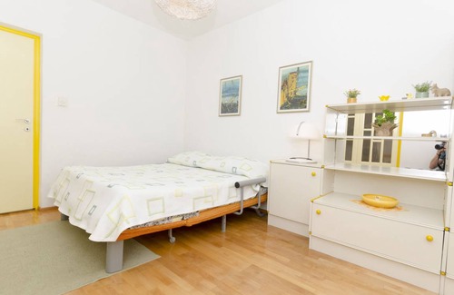 Bol Apartment | 55 m² Apartment ∙ 2 bedrooms ∙ 5 guests