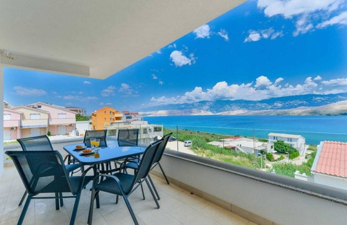 Pag Apartment | 55 m² Apartment ∙ 2 bedrooms ∙ 5 guests