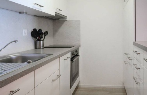 Saint-Pierre-de-Clages Apartment | 56 m² Apartment ∙ 1 bedroom ∙ 4 guests
