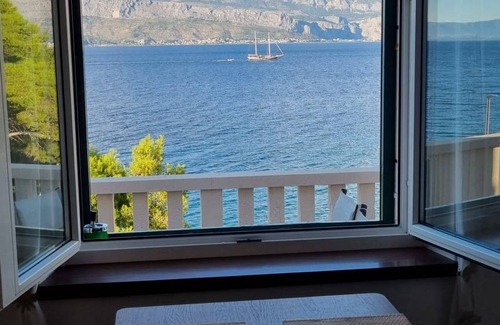 Postira Apartment | 56 m² Apartment ∙ 2 bedrooms ∙ 4 guests