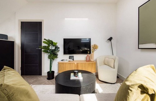 Shaftesbury Apartment | 56 m² Apartment ∙ 2 bedrooms ∙ 4 guests