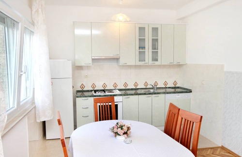 Jesenice Apartment | 56 m² Apartment ∙ 2 bedrooms ∙ 5 guests