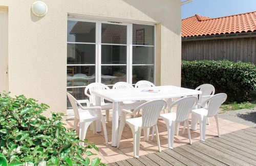 Biscarrosse Plage Resort | 56 m² Resort ∙ 2 bedrooms ∙ 6 guests