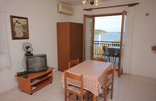 Vis Apartment | 57 m² Apartment ∙ 2 bedrooms ∙ 6 guests