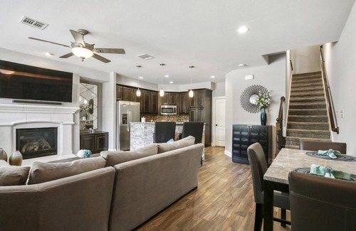 Legacy Park House | 5721 Headquarters · Luxurious Townhouse across from Legacy West