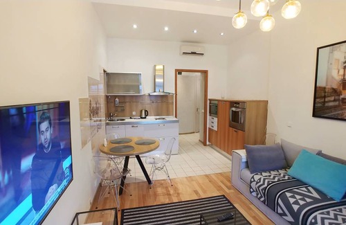 Lypky Apartment | 58 m² Apartment ∙ 2 bedrooms ∙ 3 guests