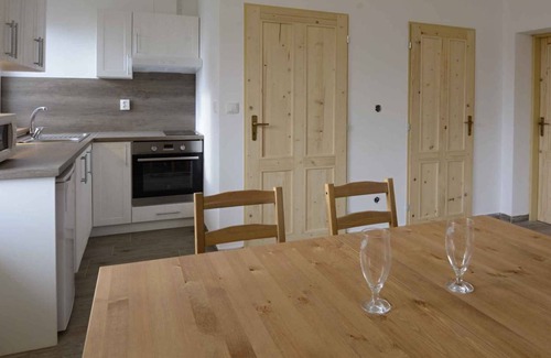Svoboda nad Upou Apartment | 59 m² Apartment ∙ 2 bedrooms ∙ 8 guests
