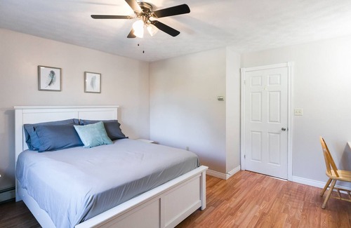 Charlottetown House | 5bd 2bt - Min from Charlottetown - Sleep 9