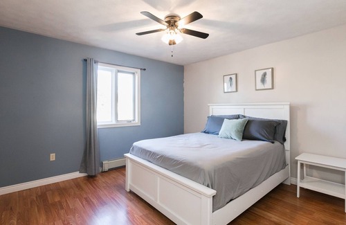 Charlottetown House | 5bd 2bt - Min from Charlottetown - Sleep 9