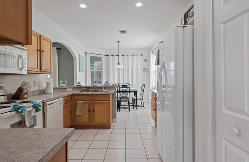 Haines City House | 5bd Villa Eman Private Pool/Hot Tub close2Legoland
