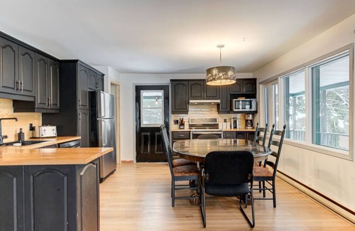 Mont-Tremblant House | 5BDR Tremblant Chalet in the Woods/Stone Firepl.
