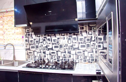 Abuja House | 5bed - Professional Chef, Super Host, 24/7 WiFi, Power & Security