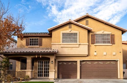 Gibson Springs Villa | 5BR 3BA Family friendly entire home w pool, spa, games, tvs, and more