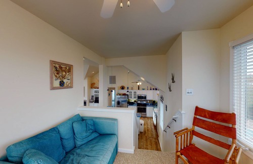 Ocean Hill House | 5BR Dog Friendly | Private Pool | Hot Tub | W/D