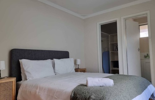 Burswood House | 5BR House, next to Crown & CBD!