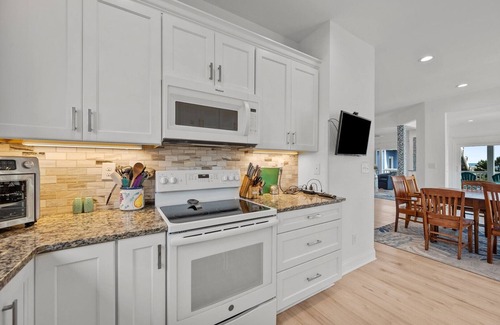 Village of Stump Sound House | 5BR Oceanfront House with Indoor Pool & Hot Tub