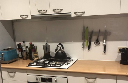 Freshwater Apartment | 5mins to beautiful beach with own car park place