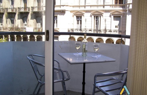 Congreso Apartment | 5R - Gorgeous Downtown Apt.