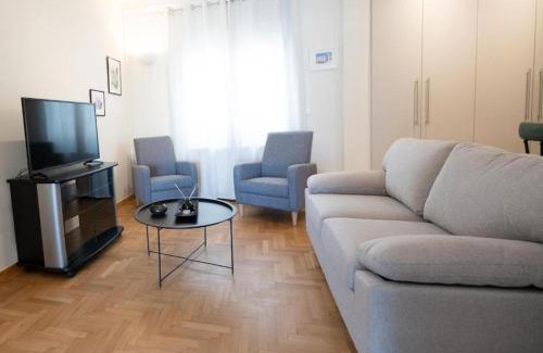Pangrati Apartment | 5th floor Apt with Acropolis view in Pangrati