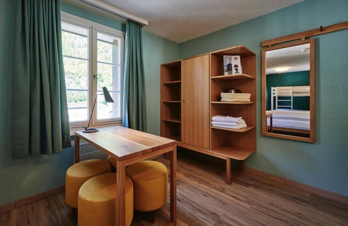 Central Interlaken Hotel | 5th Floor Basic Rooms - shared bathrooms