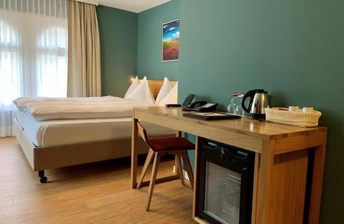 Central Interlaken Hotel | 5th Floor Basic Rooms - shared bathrooms