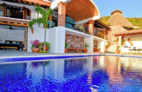 Conchas Chinas Villa | 5th nite FREE Aug,Sep,Oct - Luxury Villa, Spectacular Views, Saline pool & Staff