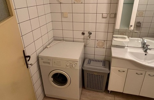 Alanya Apartment | 6-10minutes walk from the sea and beach, min from bars, restaurants and shops