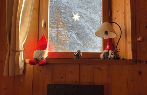 Bonneval-sur-Arc Apartment | 6-7 BED APARTMENT NEAR SHOPS AND SKI SLOPES IN BONNEVAL SUR ARC