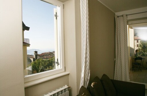 Aer Apartment | 6 bed apartment - lake view, sauna, swimming pool