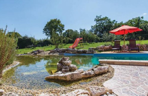 Bratulici House | 6 bedroom accommodation in Bratulici