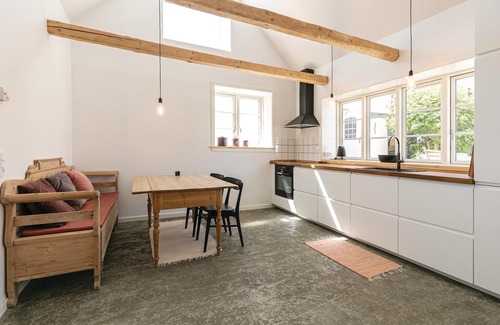 Tejn House | 6 bedroom accommodation in Allinge