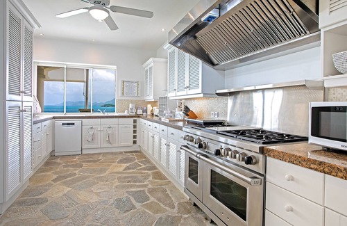 Les Terres Basses Villa | 6 bedroom beachfront villa at the far end of Baie Rouge beach