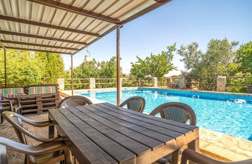 Ronda House | 6 bedroom gorgeous home in Ronda